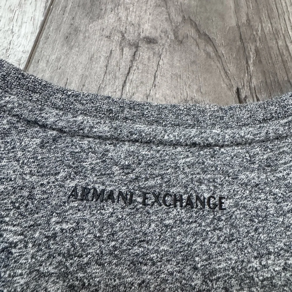 Armani Exchange A|X Men's V-Neck Gray Tee Fitted T-Shirt Small